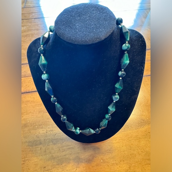 Jewelry Bundle - Green Color 9 Necklaces - Picture 9 of 12